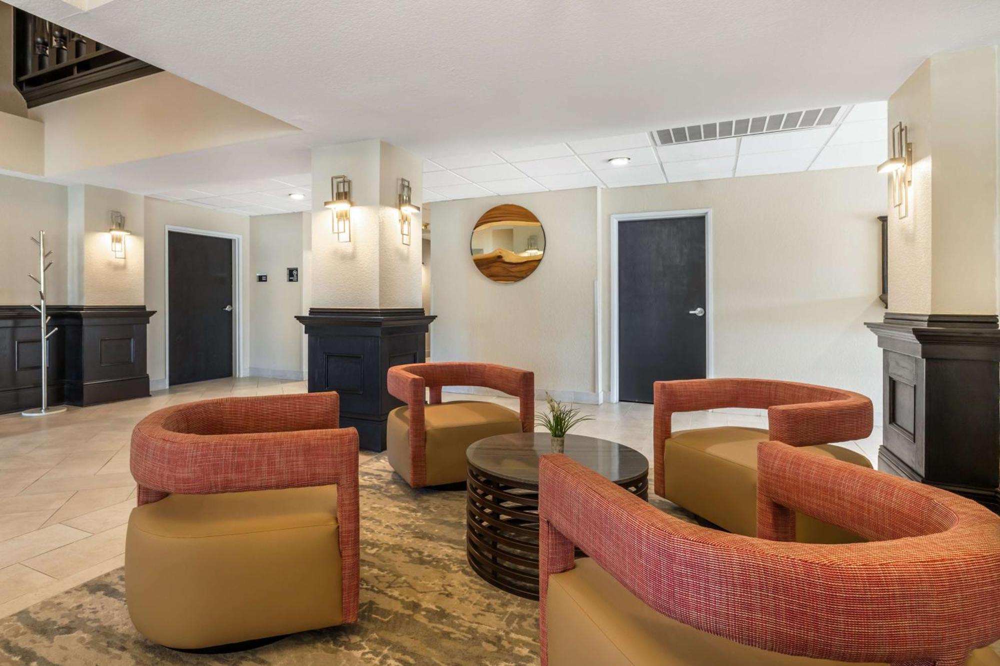 Best Western Prime Inn & Suites Poteau エクステリア 写真